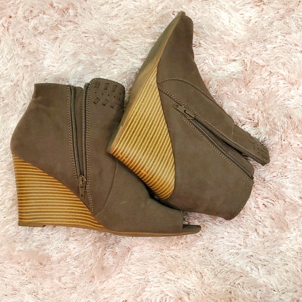 Rockport Booties